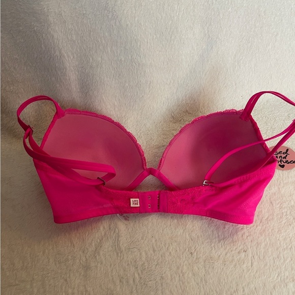 PINK Victoria's Secret Fuchsia Lace Bra - Picture 4 of 6